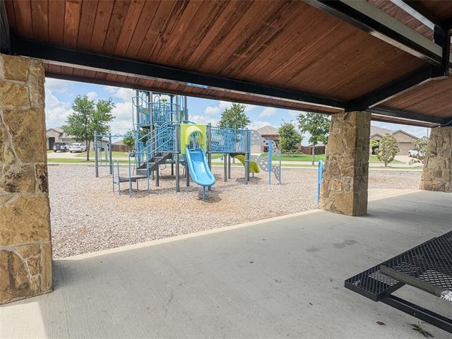 Building Photo - 801 Meadow Creek Ln