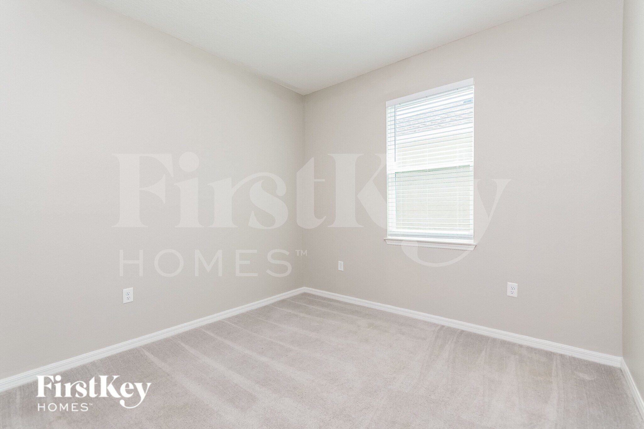 Building Photo - 1276 Spokane Pt