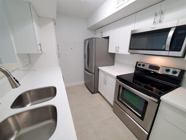 Building Photo - 15591 SW 105th Terrace