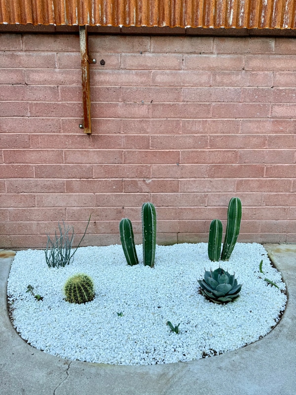 Building Photo - 5564 E Camden St