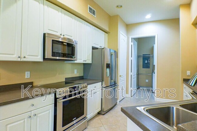 Building Photo - 6010 Jonathans Bay Cir