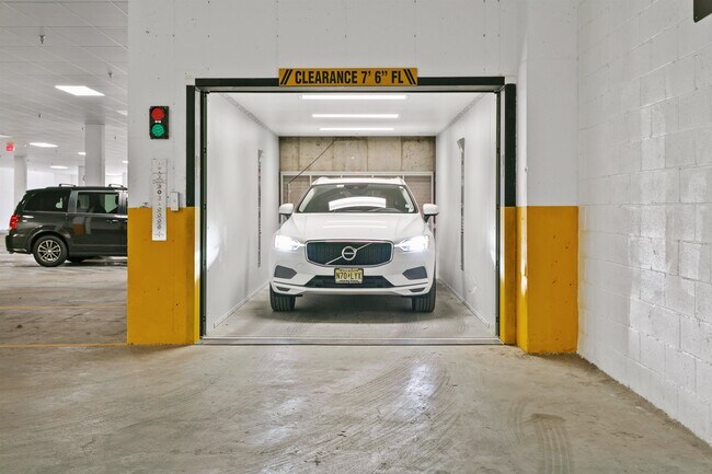 Building Photo - 6701 KENNEDY Blvd