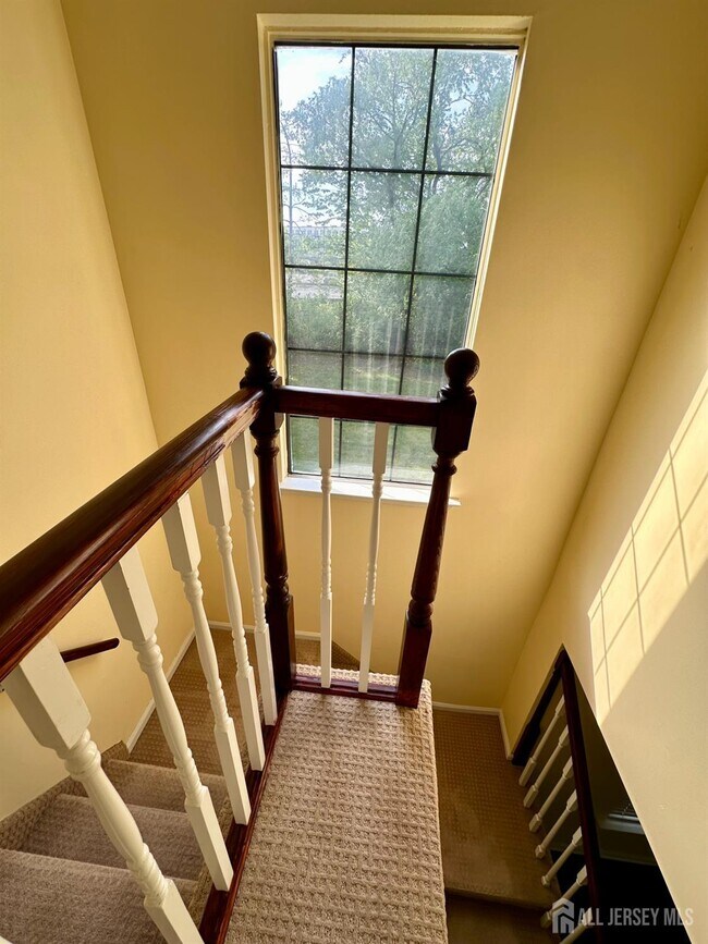 Building Photo - 435 Meade Ct