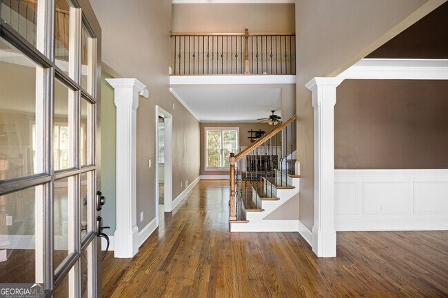 Building Photo - 215 Arthur Hills Dr