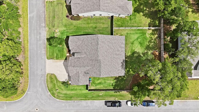 Building Photo - 8 Mackenzie Ln