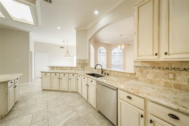 Building Photo - 1204 Bel Air Dr
