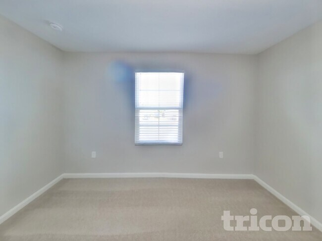 Building Photo - 1916 Constitutional Republic Pl