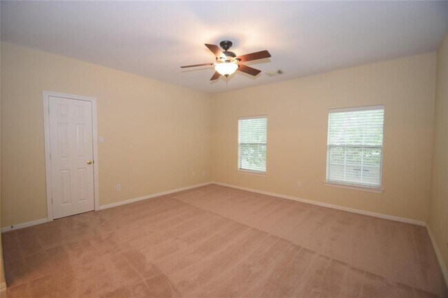 Building Photo - 5011 Quiet Falls Ct