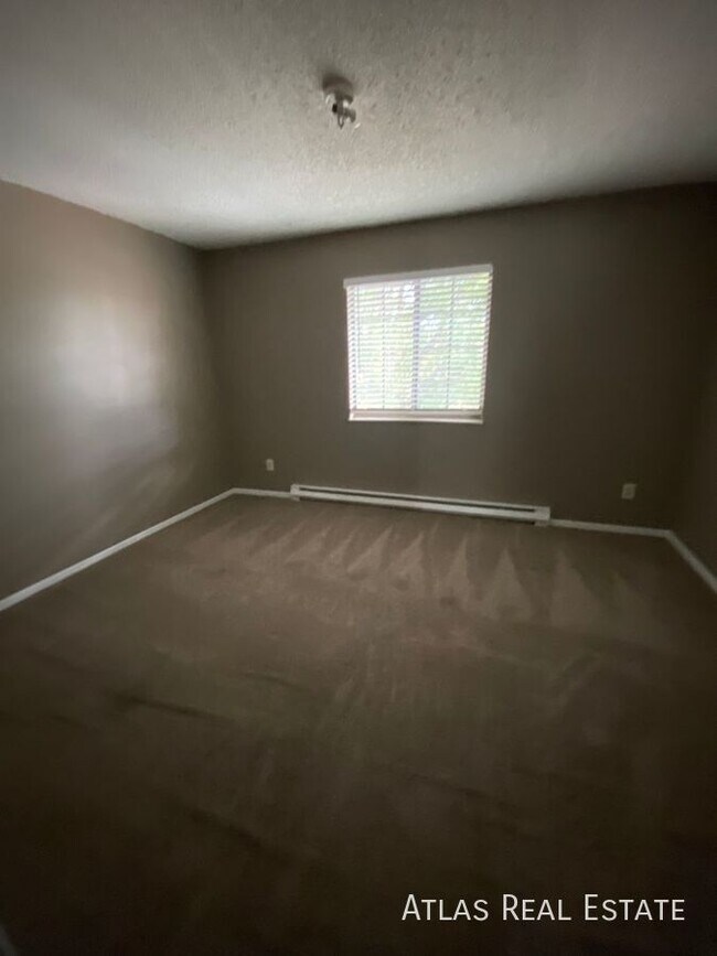 Building Photo - COMING SOON! *Affordable & Centrally Locat...