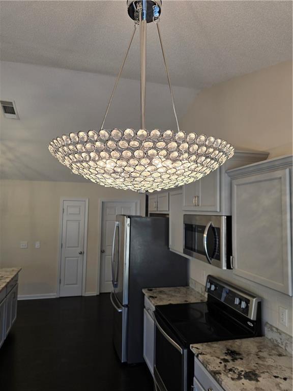 Building Photo - 607 McDowell Ln