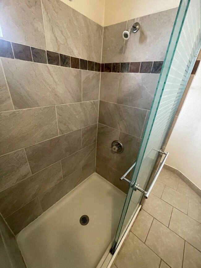 Building Photo - Charming & Spacious Studio – Steps from th...