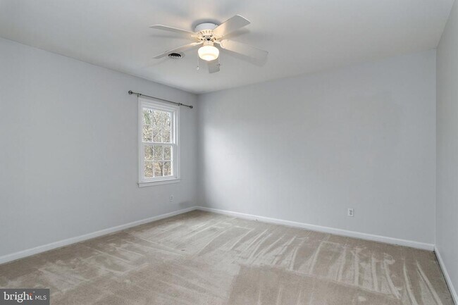 Building Photo - 2009 White Lake Dr