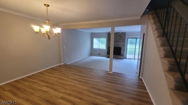 Building Photo - 96 Chelsea Way
