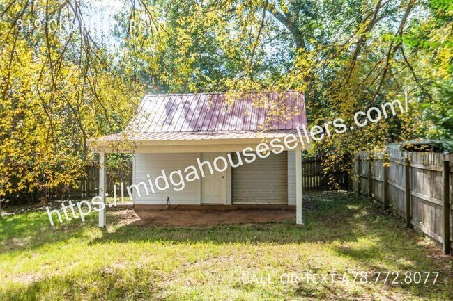 Building Photo - 319 Old Perry Rd