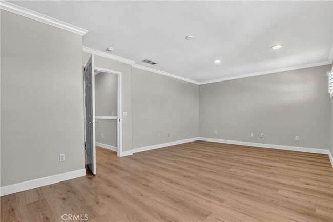 Building Photo - 11217 Ravenna Ln