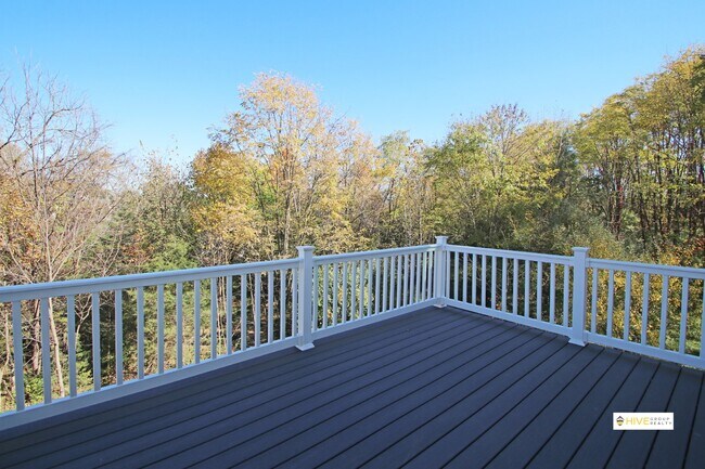 Building Photo - Upscale rental in Harrisonburg!