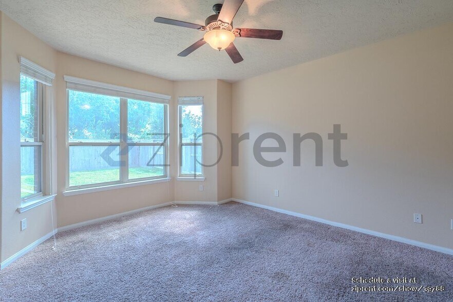 Building Photo - 2814 Palm Harbour Dr