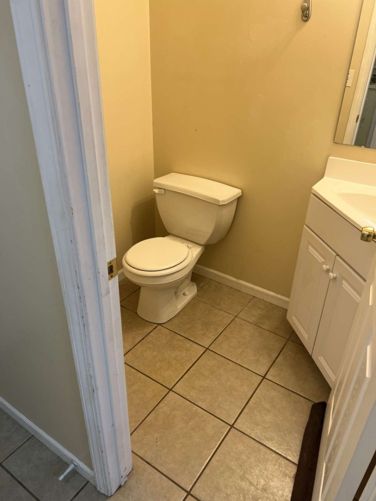 Building Photo - 5328 Godas Cir