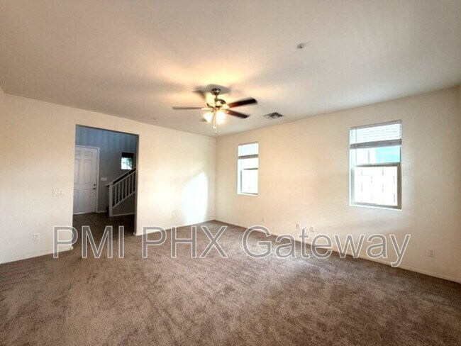 Building Photo - 5169 S Moccasin Trail