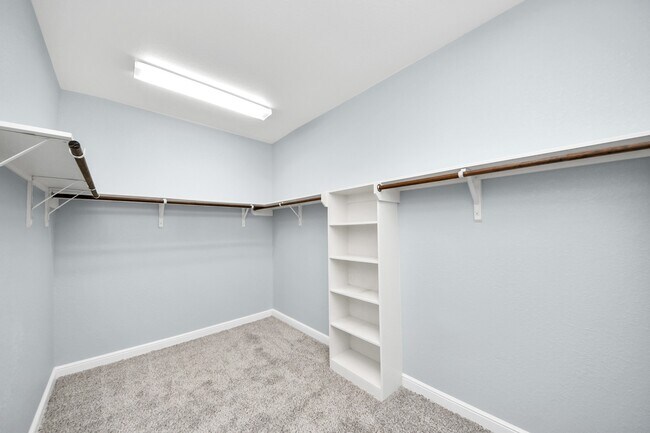 Building Photo - 19046 Sweet Springs Ln