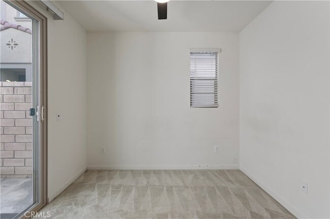 Building Photo - 839 Cranberry Way