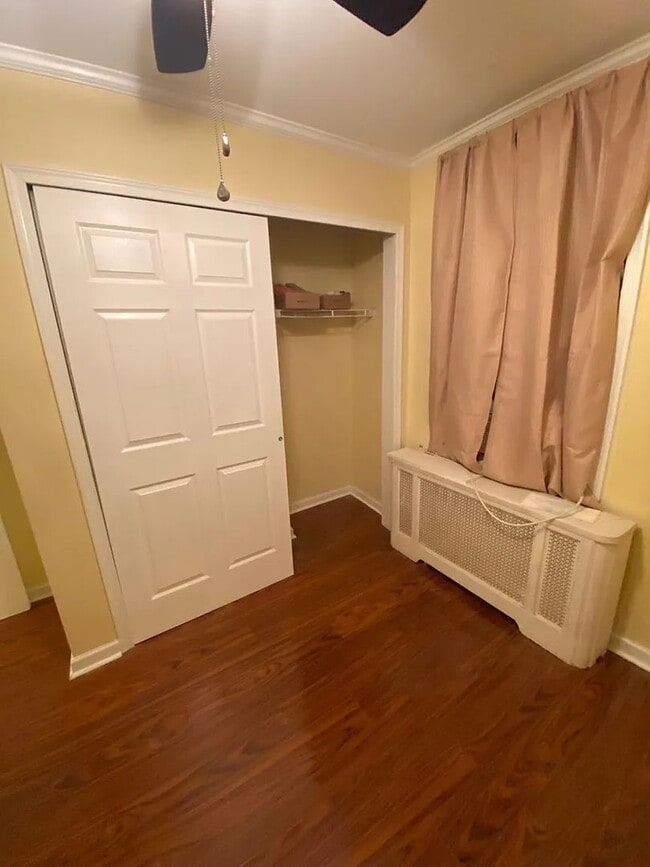 Building Photo - Recently updated 3 Beds 1.5 Bath home, loc...