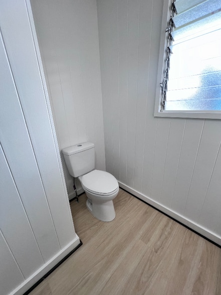 Building Photo - 3238 Duval St