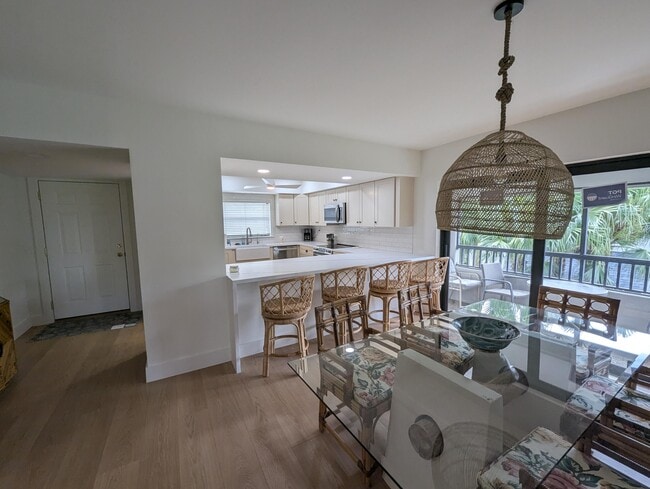 Building Photo - 404 Clubhouse Cir