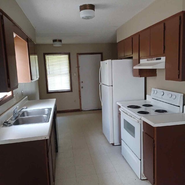 Building Photo - 3014 Paul Ave