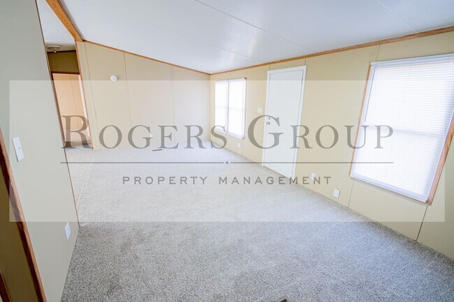 Building Photo - 156 Brunswick Ln