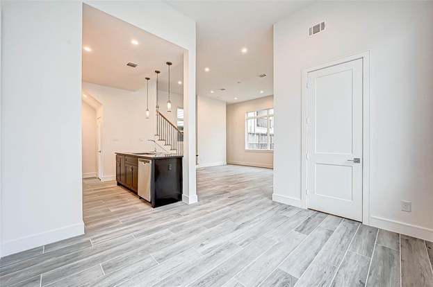 Building Photo - 8930 Spring Knoll Forest Dr