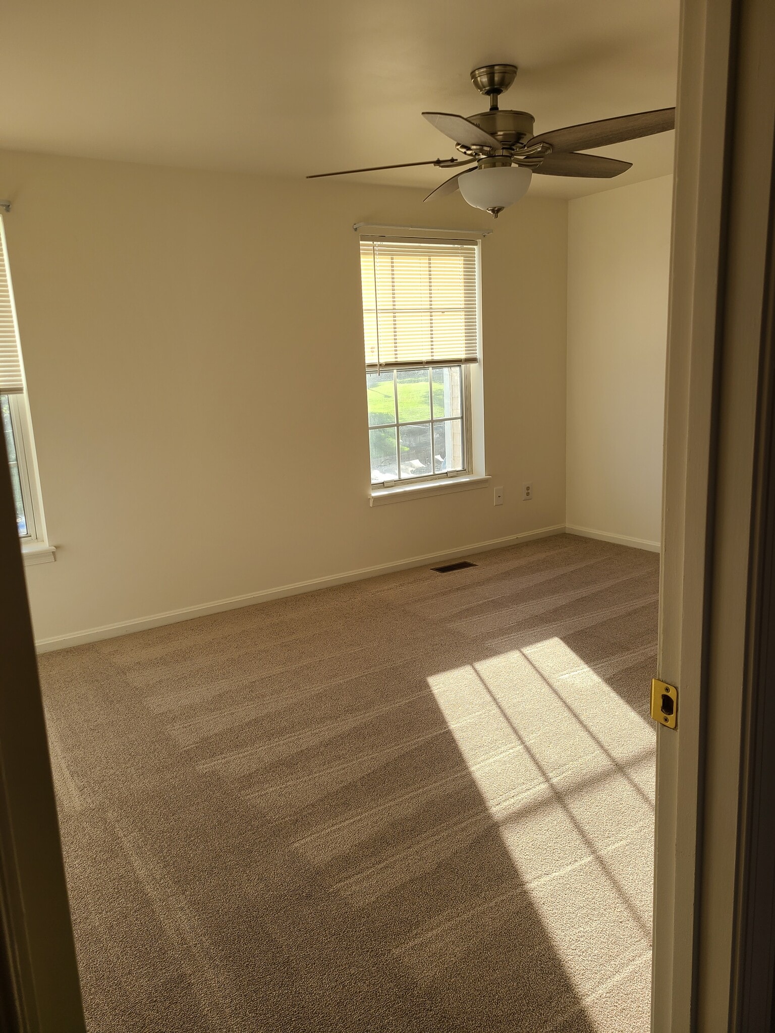 MB - view 1 - 1207 Brice Sq