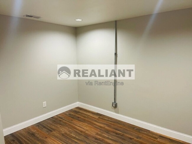 Building Photo - 1778 Promontory Dr