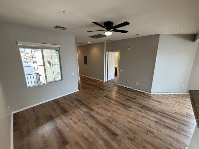 Building Photo - Beautiful 3Bed/2Bath/1Car Condo in Sky Pointe Community – Northwest Las Vegas!