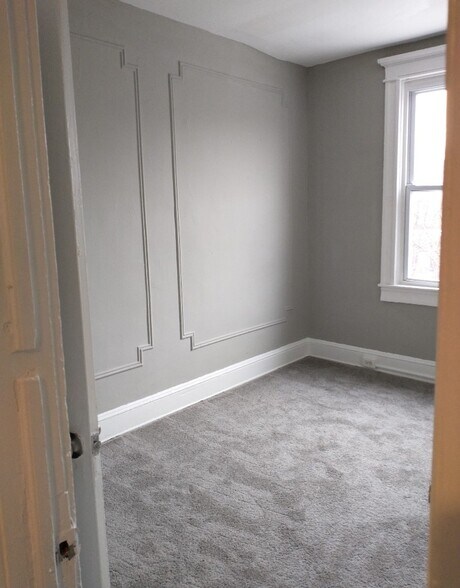 Building Photo - 3519 Reisterstown Rd