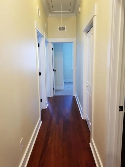 Building Photo - 245 Rutledge Ave