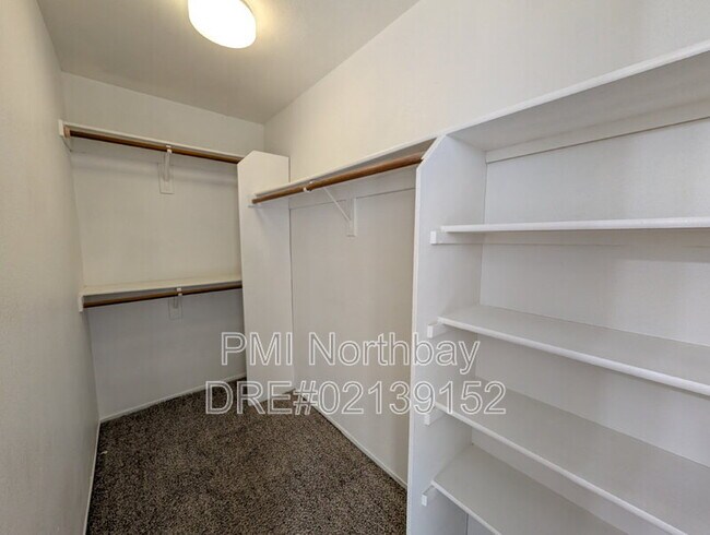 Building Photo - 317 Ridgecrest Cir