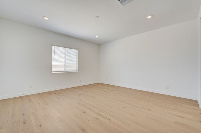 Building Photo - Brand New Home in southwest with a 4 car garage! Next Gen!