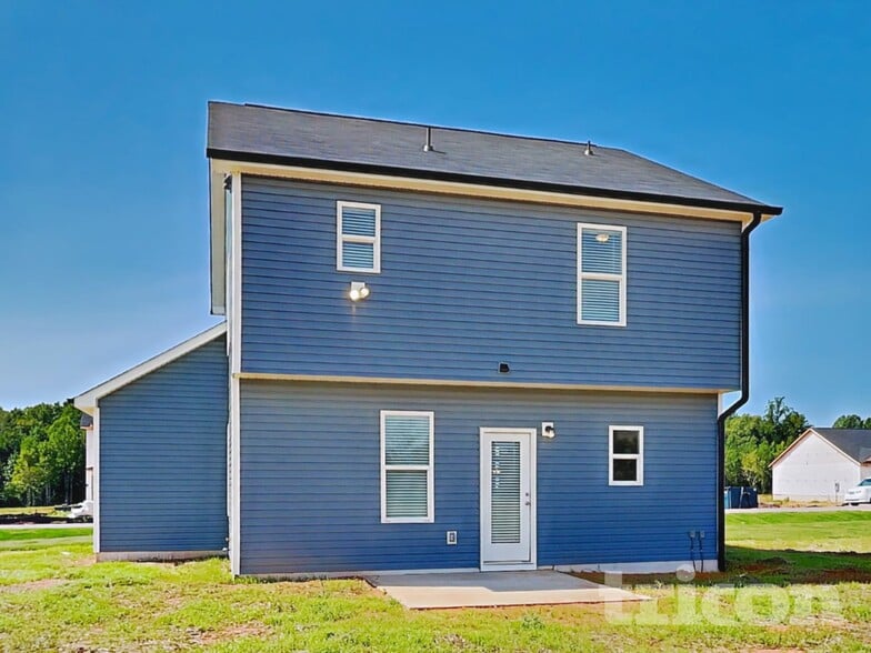 Building Photo - 176 Olde Pl