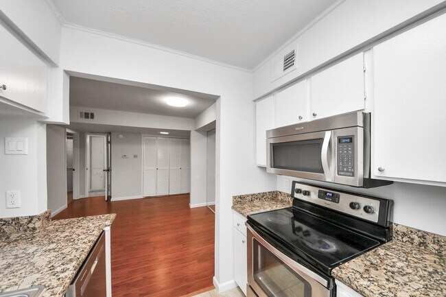 Building Photo - 4641 Wild Indigo St