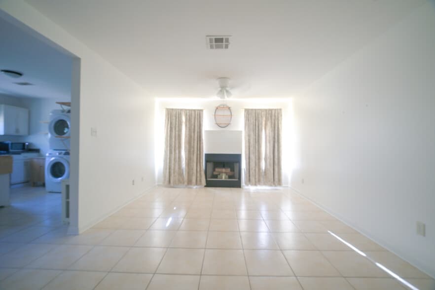 Building Photo - 3615 Elysian Fields Ave