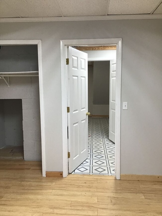 Building Photo - Spacious Mountain Home With Finished Basement & Great Location!