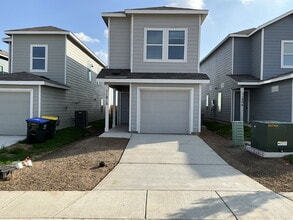 Building Photo - 11810 Spiderwort Rdg