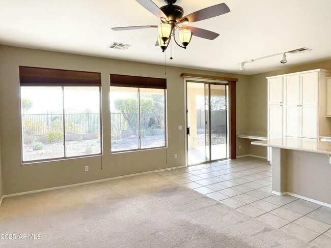 Building Photo - 2737 W Wayne Ln