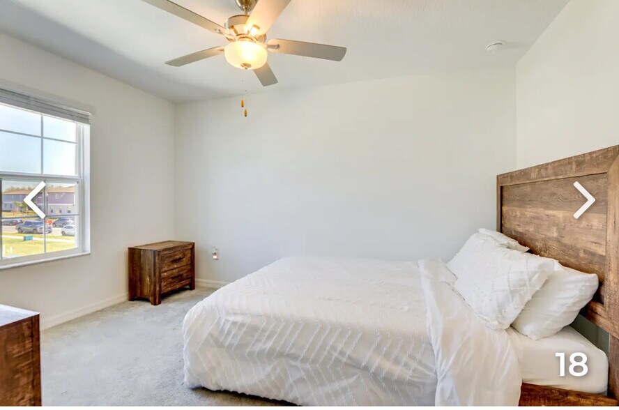 Building Photo - 2579 Sunray Venus Way