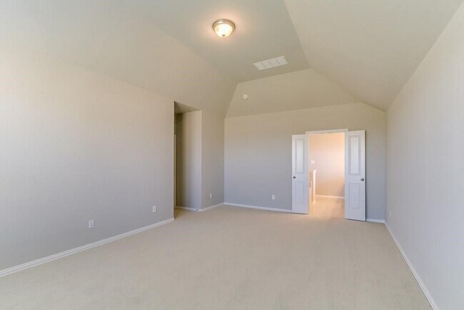 Building Photo - 6018 Grace Falls Dr