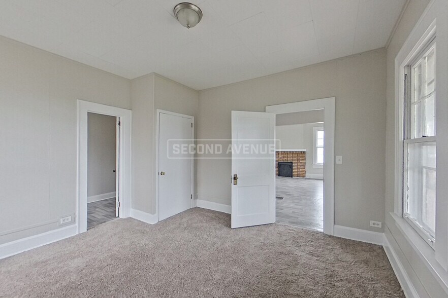 Building Photo - 916 Indiana St