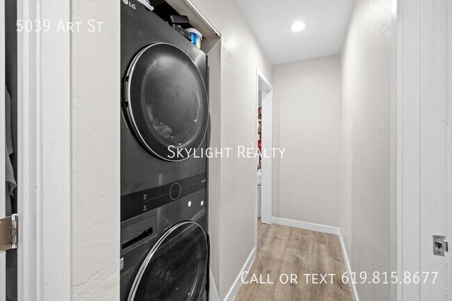 Building Photo - 5039 Art St