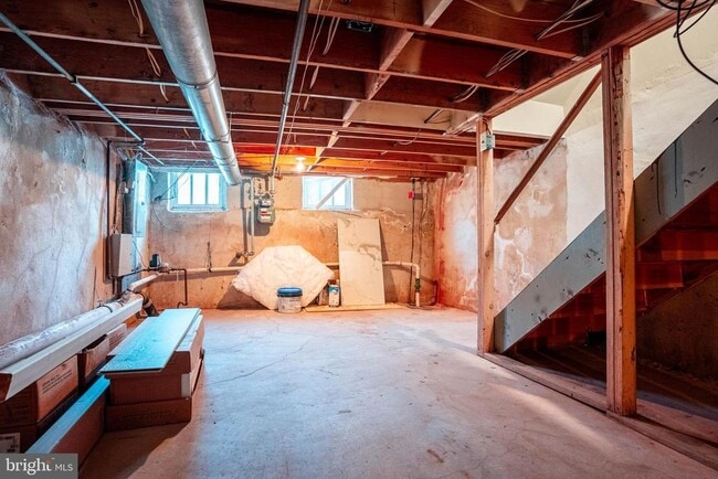 Building Photo - 1738 N Bouvier St