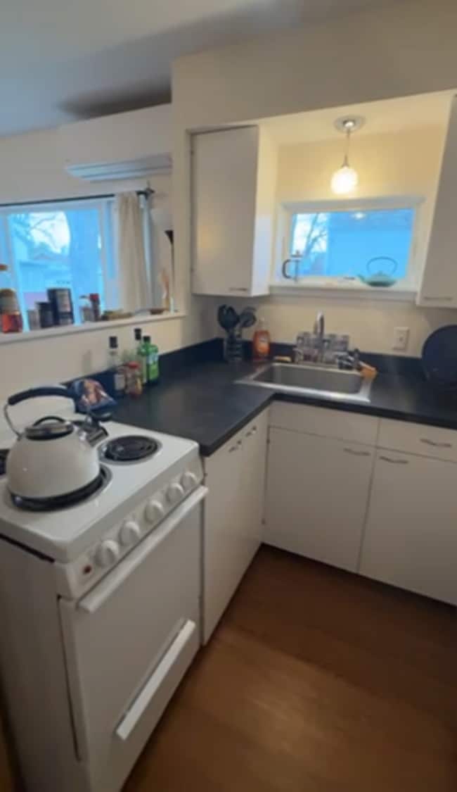 Building Photo - 56 Wright Ave